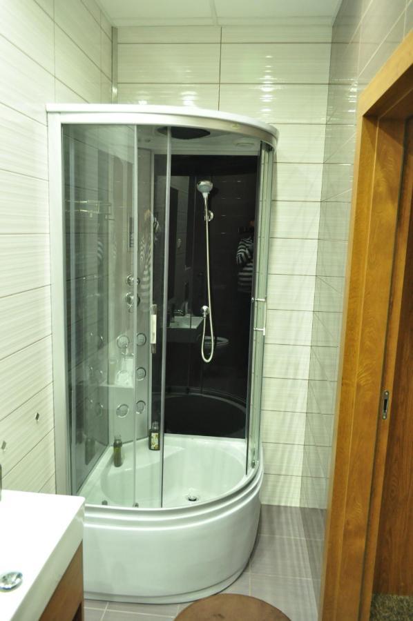 Villa B&B Varşova Dış mekan fotoğraf