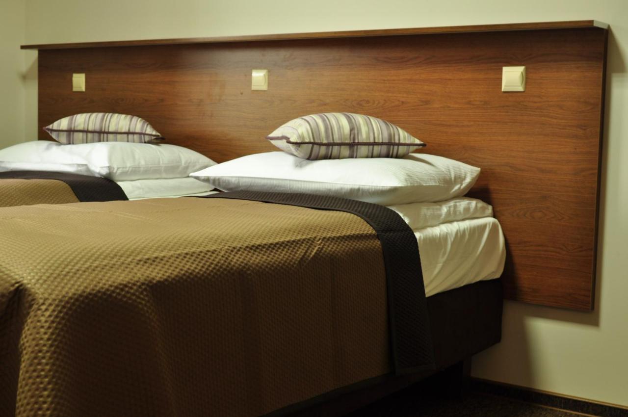 Villa B&B Varşova Dış mekan fotoğraf